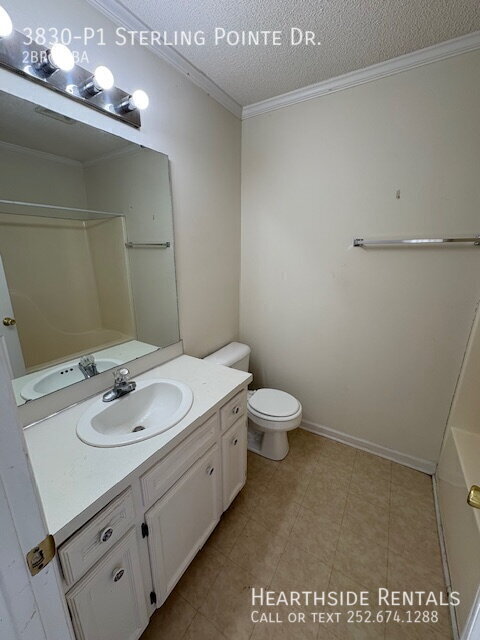 Building Photo - 3830 Sterling Pointe Dr