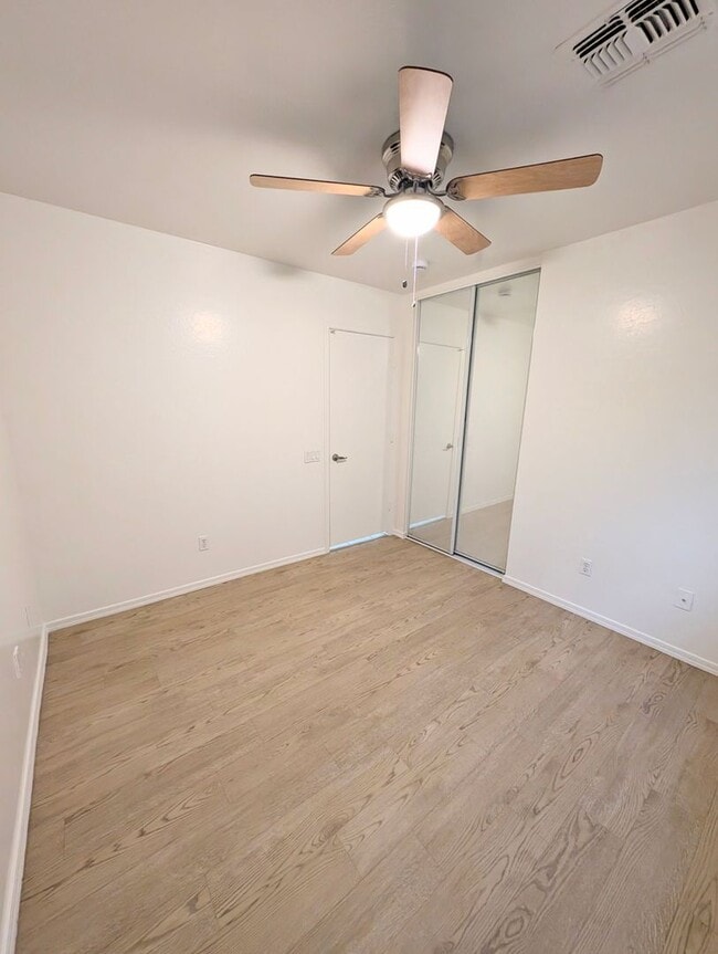 Building Photo - AVAILABLE NOW!!! - Roomy single story 4 bedroom home for rent in Pecan Creek!