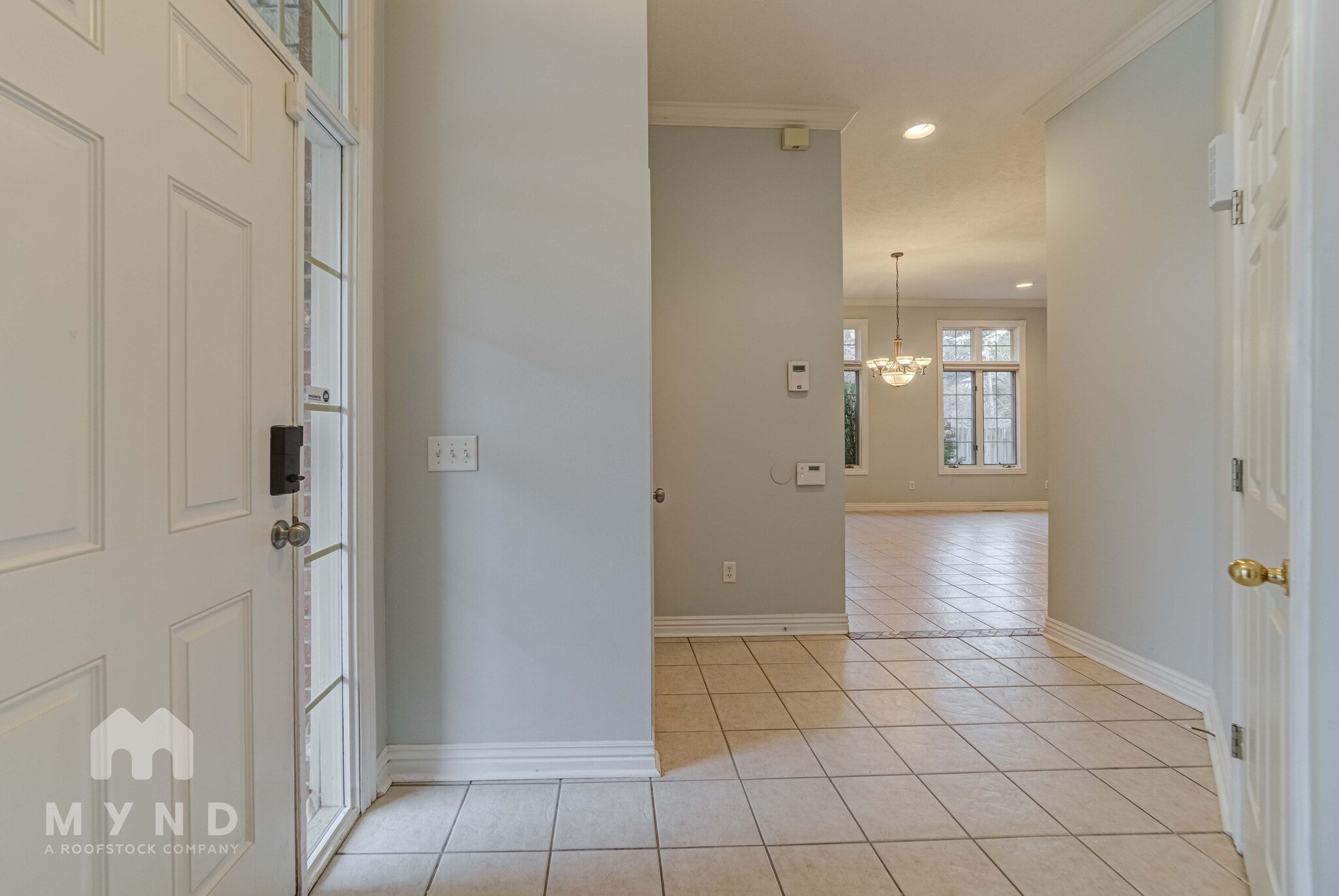 Building Photo - 3253 S Kickapoo Ave