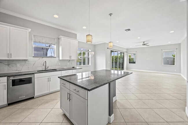 Building Photo - 16007 Whippoorwill Cir