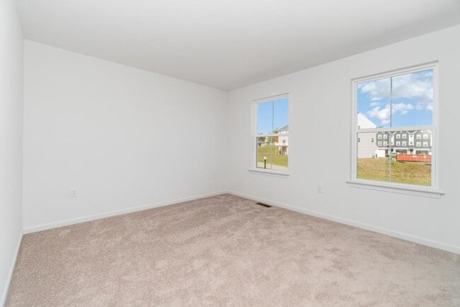 Building Photo - 8 Kenzie Way