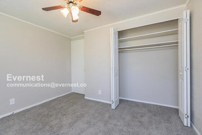 Building Photo - 156 Safe Harbor Dr