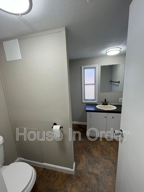 Building Photo - 5 Tre Ln