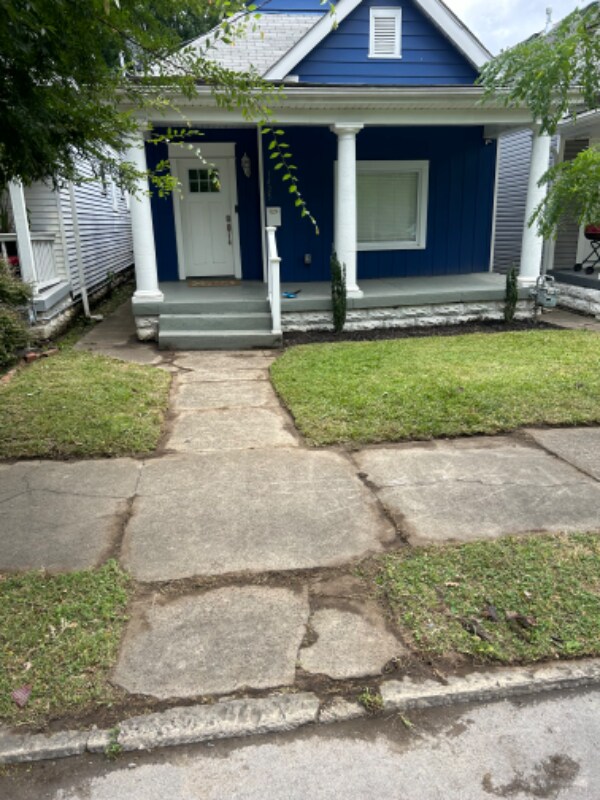 Building Photo - 1425 S Floyd St