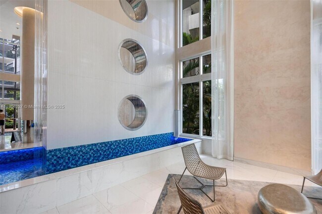 Building Photo - 41 SE 5th St