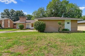 Building Photo - 3612 High Bluff Dr