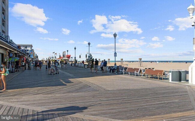 Building Photo - 11 91st St