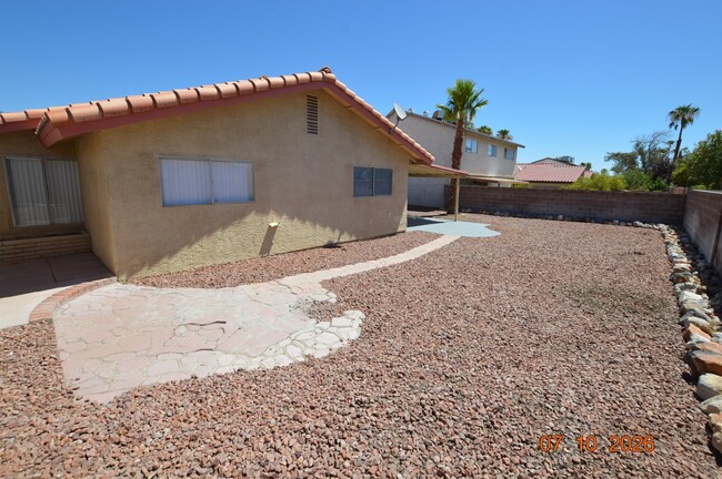 Building Photo - 6845 Zamora Dr