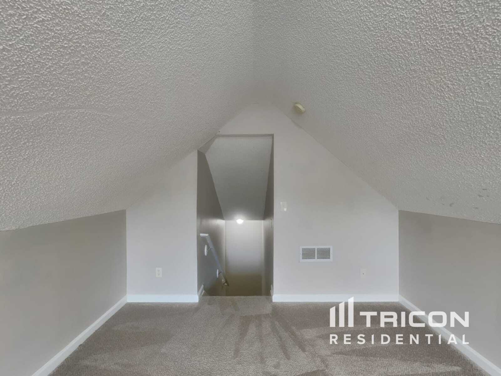 Building Photo - 4108 Lake Summit Ct