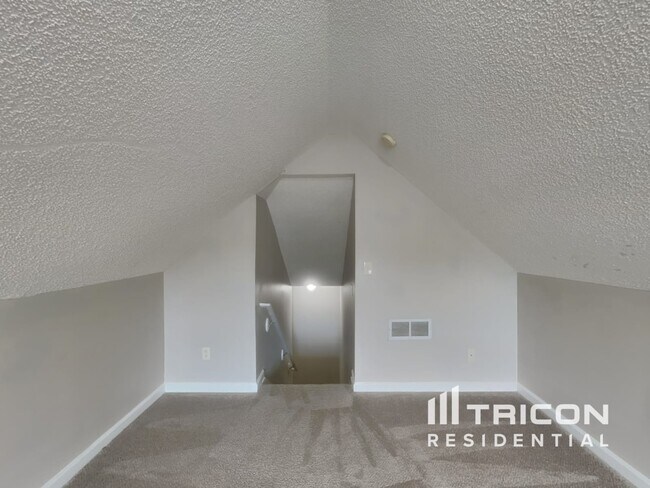 Building Photo - 4108 Lake Summit Ct