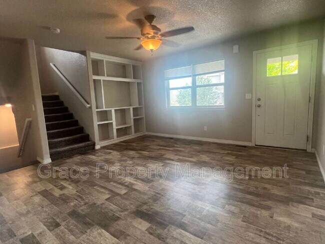 Building Photo - 6107 Kochia Ct