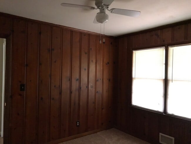 Building Photo - 4314 Hendrix Dr