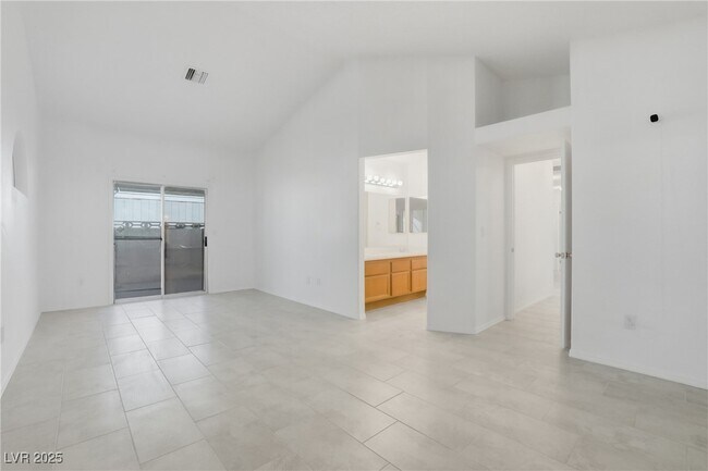 Building Photo - 6928 W Atrium Ave