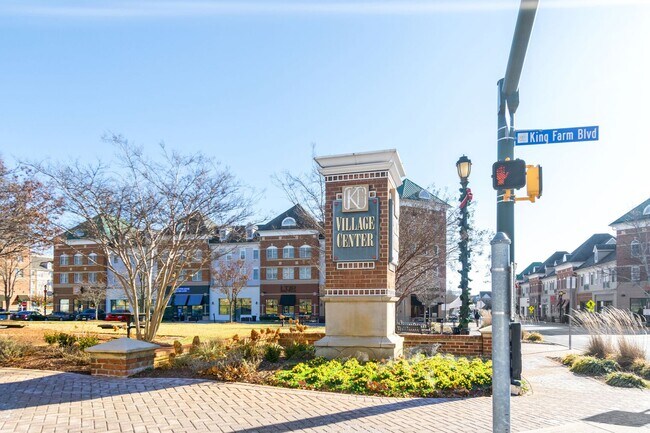 Building Photo - 17020 Briardale Rd