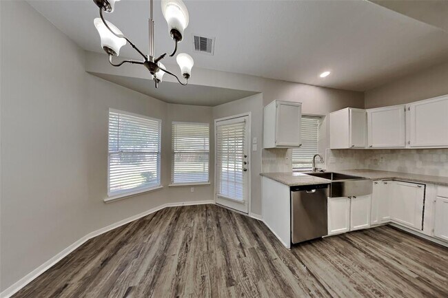 Building Photo - 14506 Cypress Green Dr