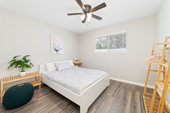 Building Photo - 12702 Ashford Creek Dr