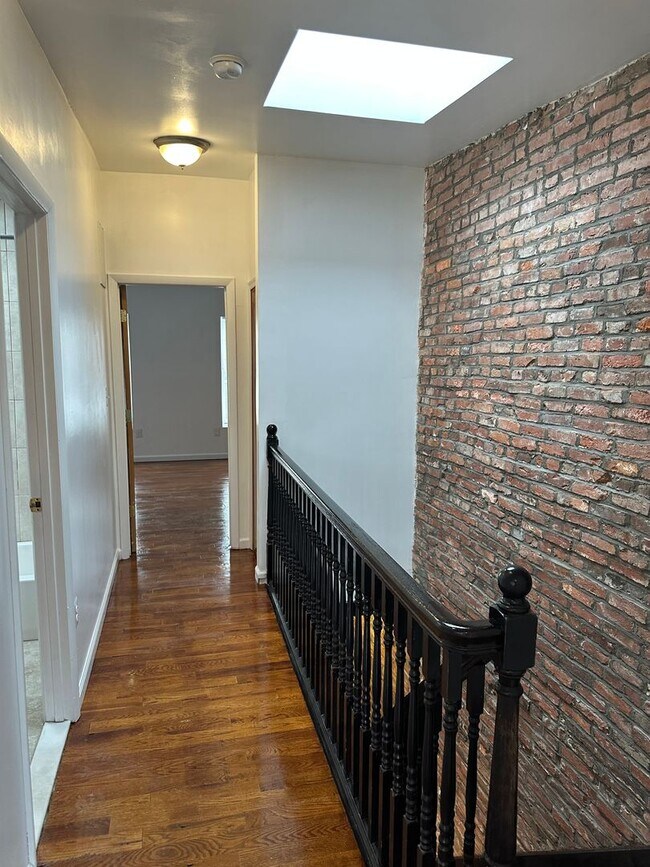 Building Photo - Beautifully Renovated Three Bedroom Home f...