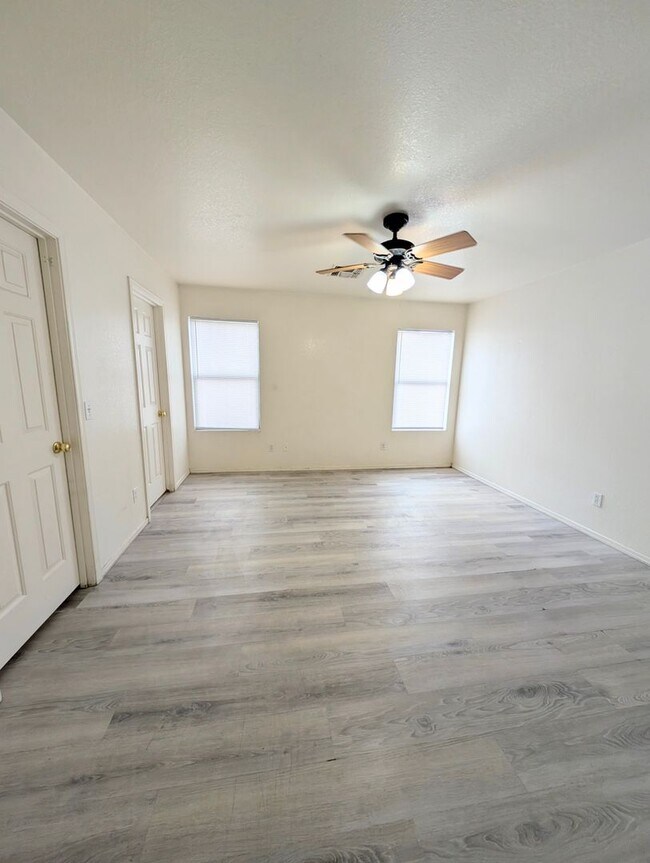 Building Photo - Lovely home in Lesuer Estates Mesa!!