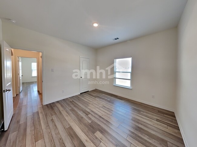 Building Photo - 1246 Treeta Trail