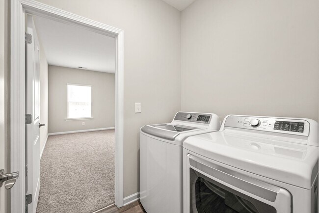 Building Photo - Beautiful 4 Bedroom Home in Gastonia