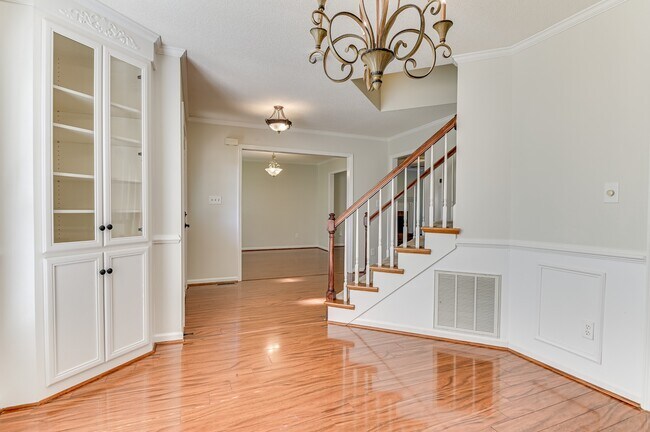 Building Photo - 4135 Fox Brush Dr
