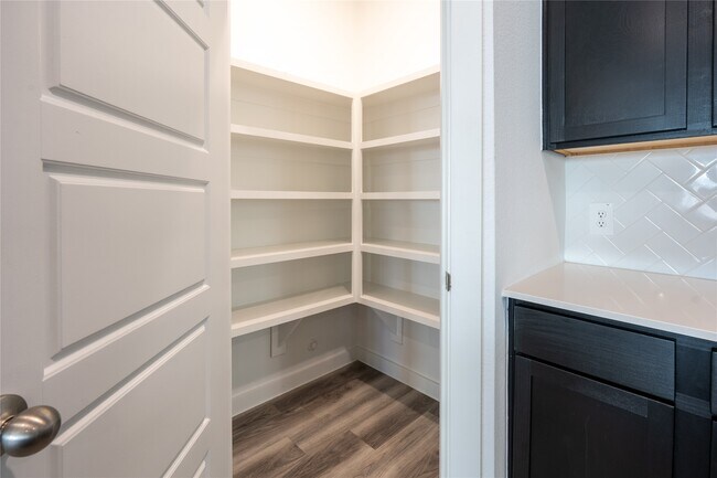 Building Photo - 12327 Brandenburg Gate Rd