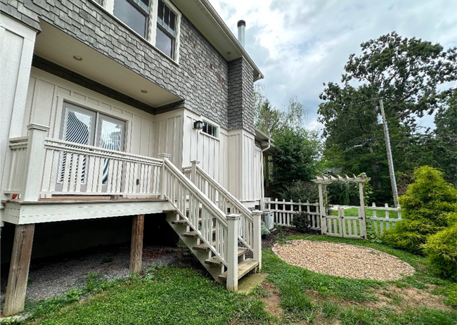 Building Photo - Location, Location, Location! Black Mounta...