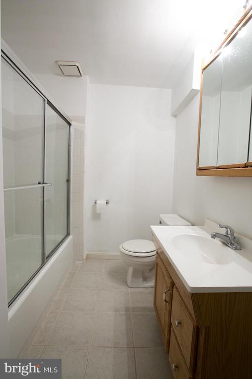 Building Photo - 3024 Talking Rock Dr