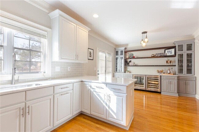 Building Photo - 2556 Oglethorpe Cir NE