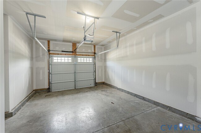 Building Photo - 18353 Palisades Ct
