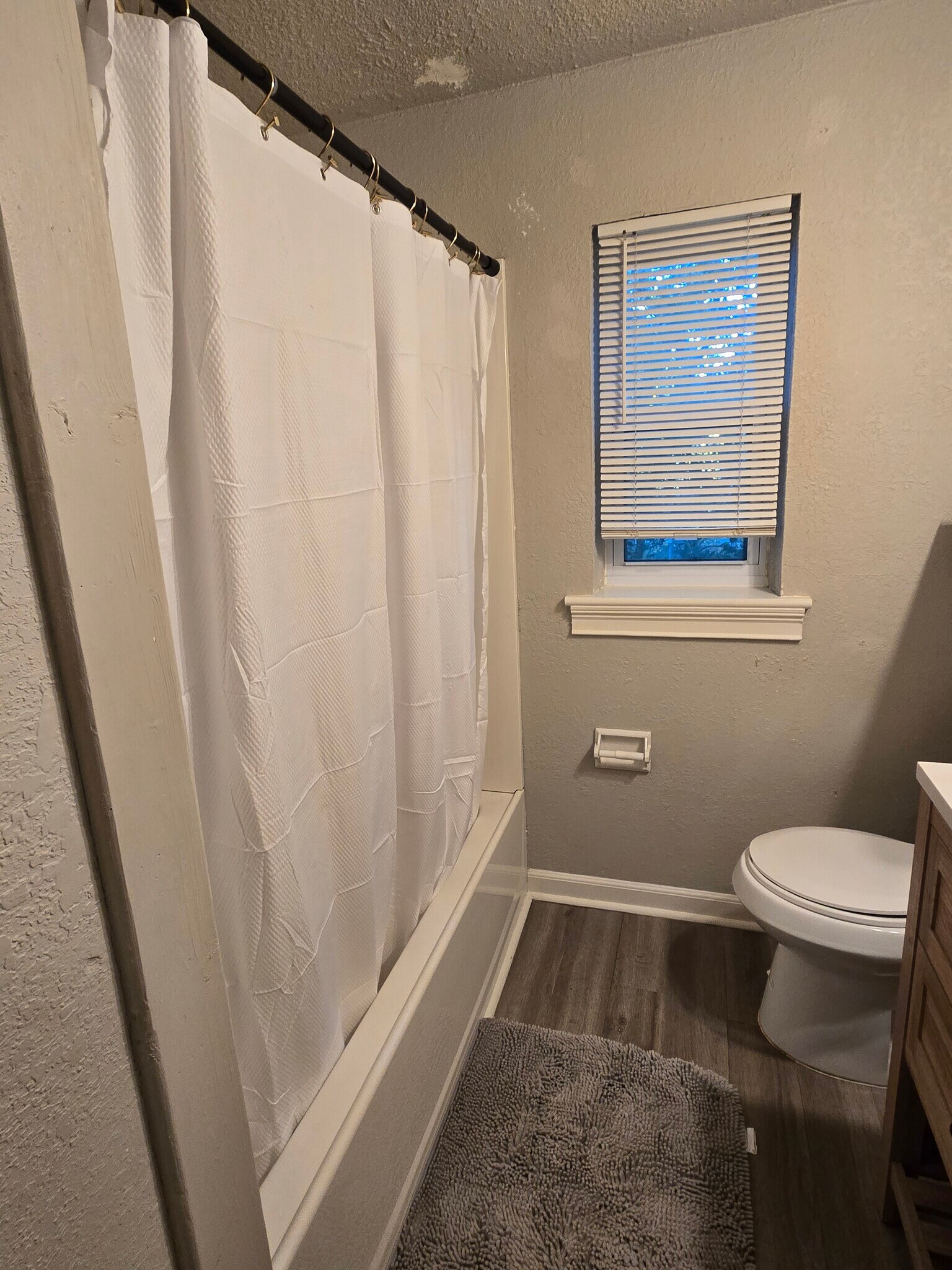 Building Photo - 3520 Post St