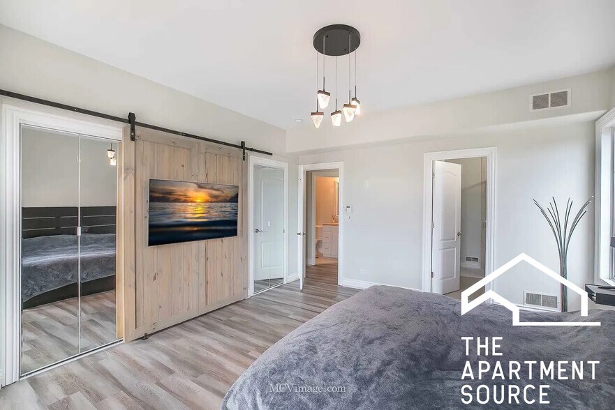 Building Photo - 148 Kimball St