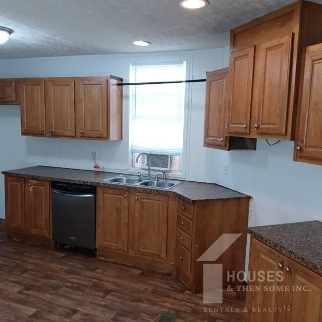 Building Photo - 8121 3rd St