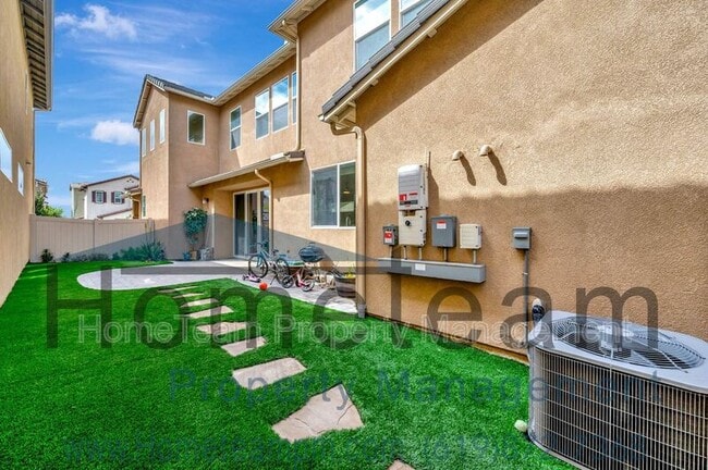 Building Photo - 1315 Ortega St