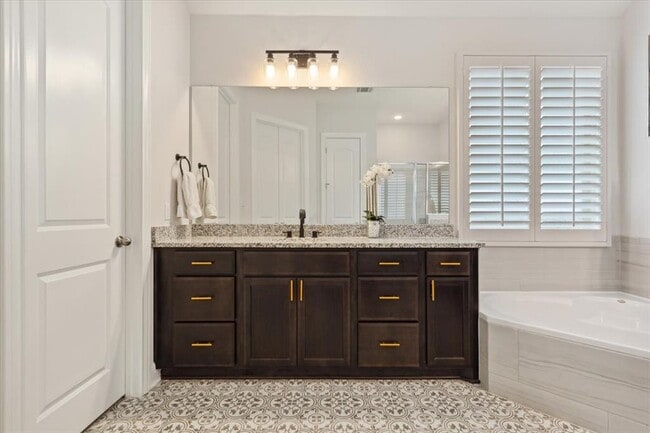 Building Photo - 3128 Desert Shade Bnd