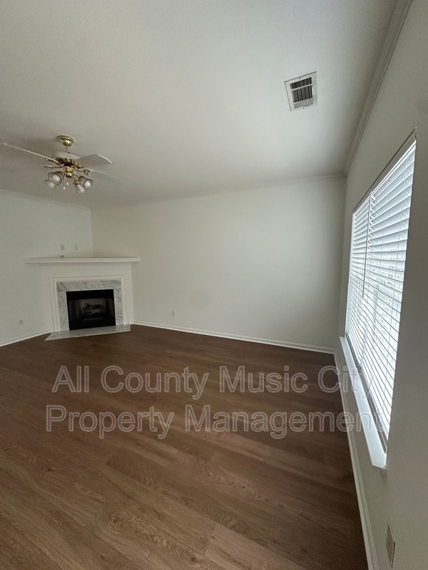 Building Photo - 1101 Downs Blvd