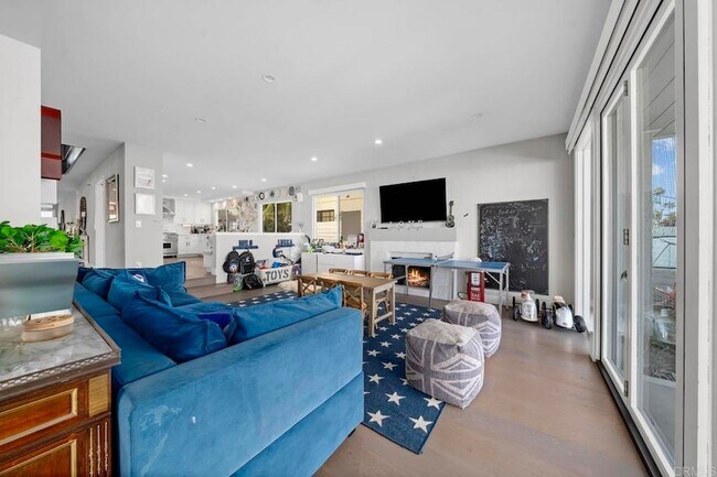 Building Photo - 14 Buccaneer Way