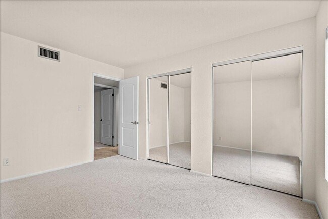 Building Photo - 5209 E Via Buena Vista