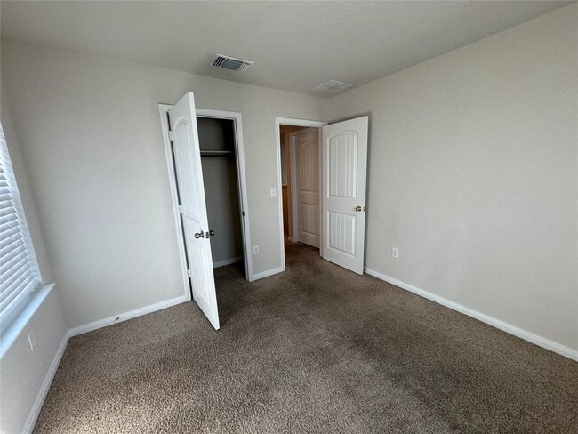 Building Photo - 14013 Levy Ln