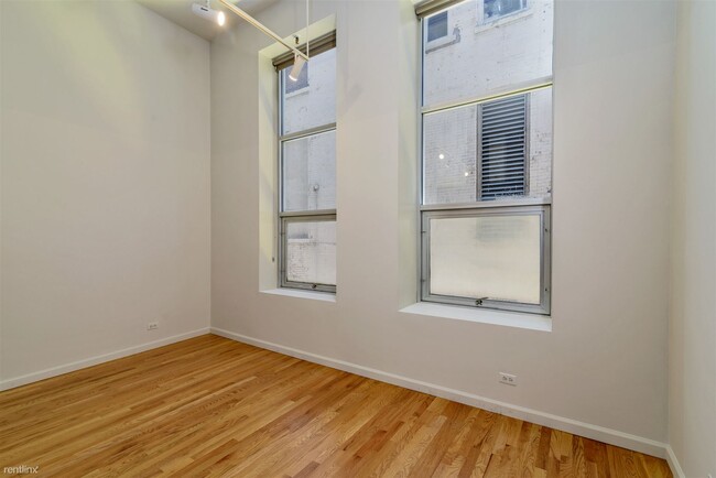 Building Photo - 1 br, 1 bath Condo - 720 16th Street Mall 218