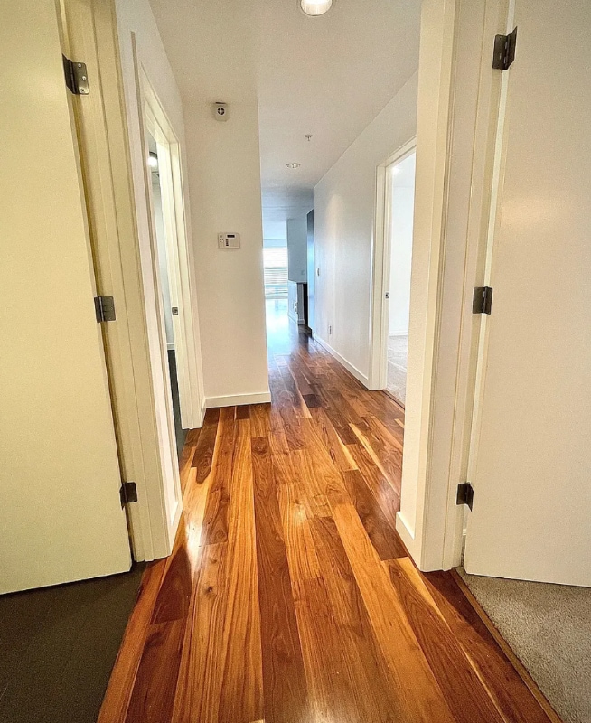 Building Photo - 1402 Alki Ave SW