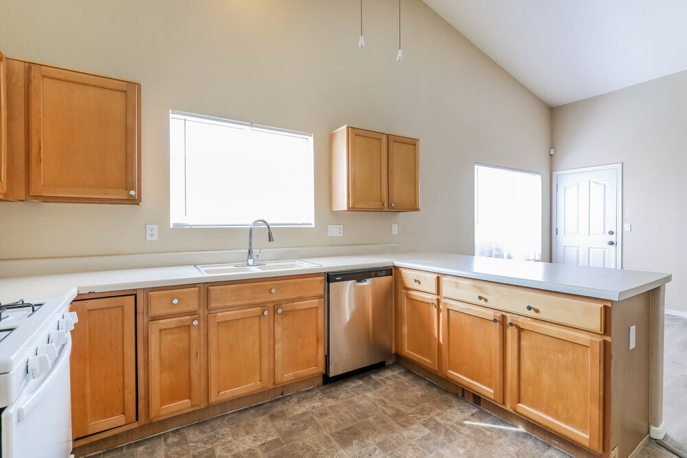 Building Photo - 9646 E Paseo San Ardo