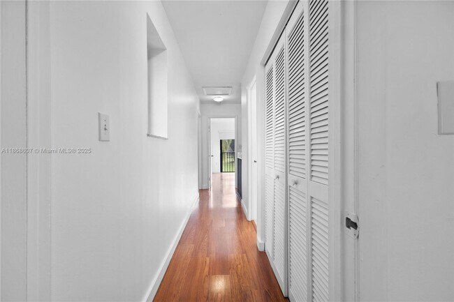 Building Photo - 9946 Costa Del Sol Blvd