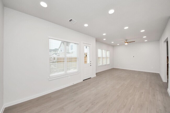 Building Photo - 7318 Leighton Mdw Ln