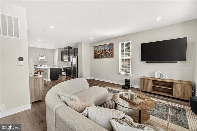Building Photo - 16224 Bright Star Wy