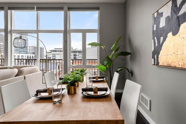 Building Photo - 1Bd/1Ba Seattle Condo