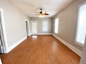 Building Photo - 1466 30th Ave N