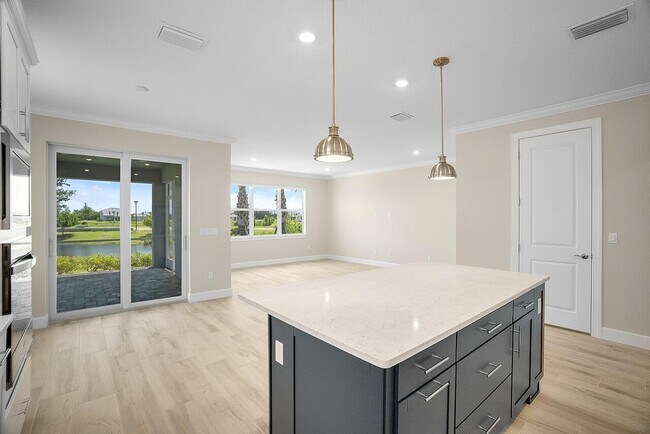 Building Photo - 8360 Beagle Ter