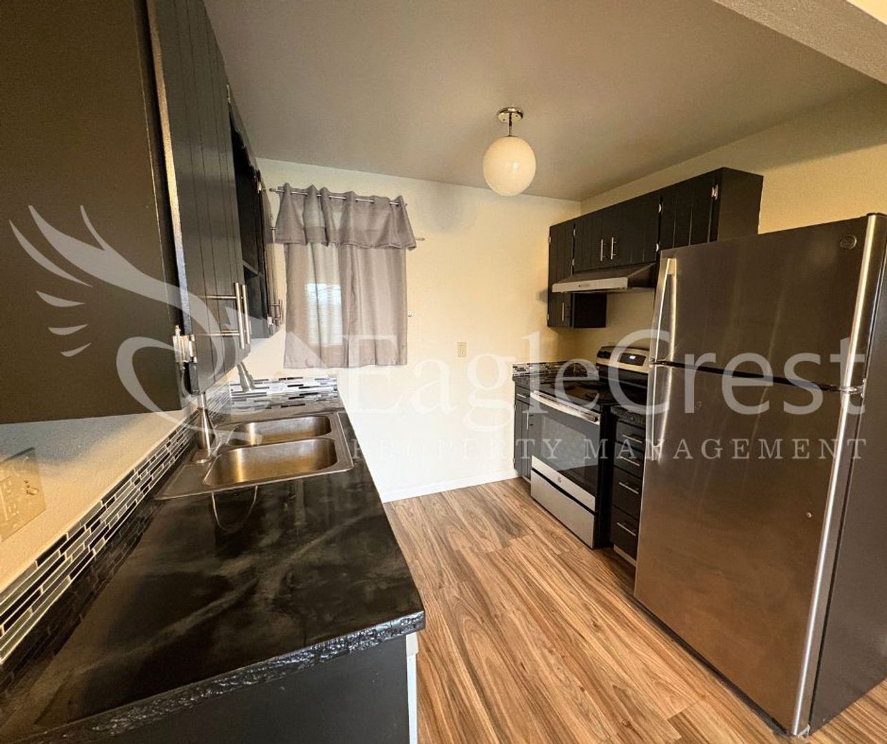 Building Photo - 1816 Evergreen St