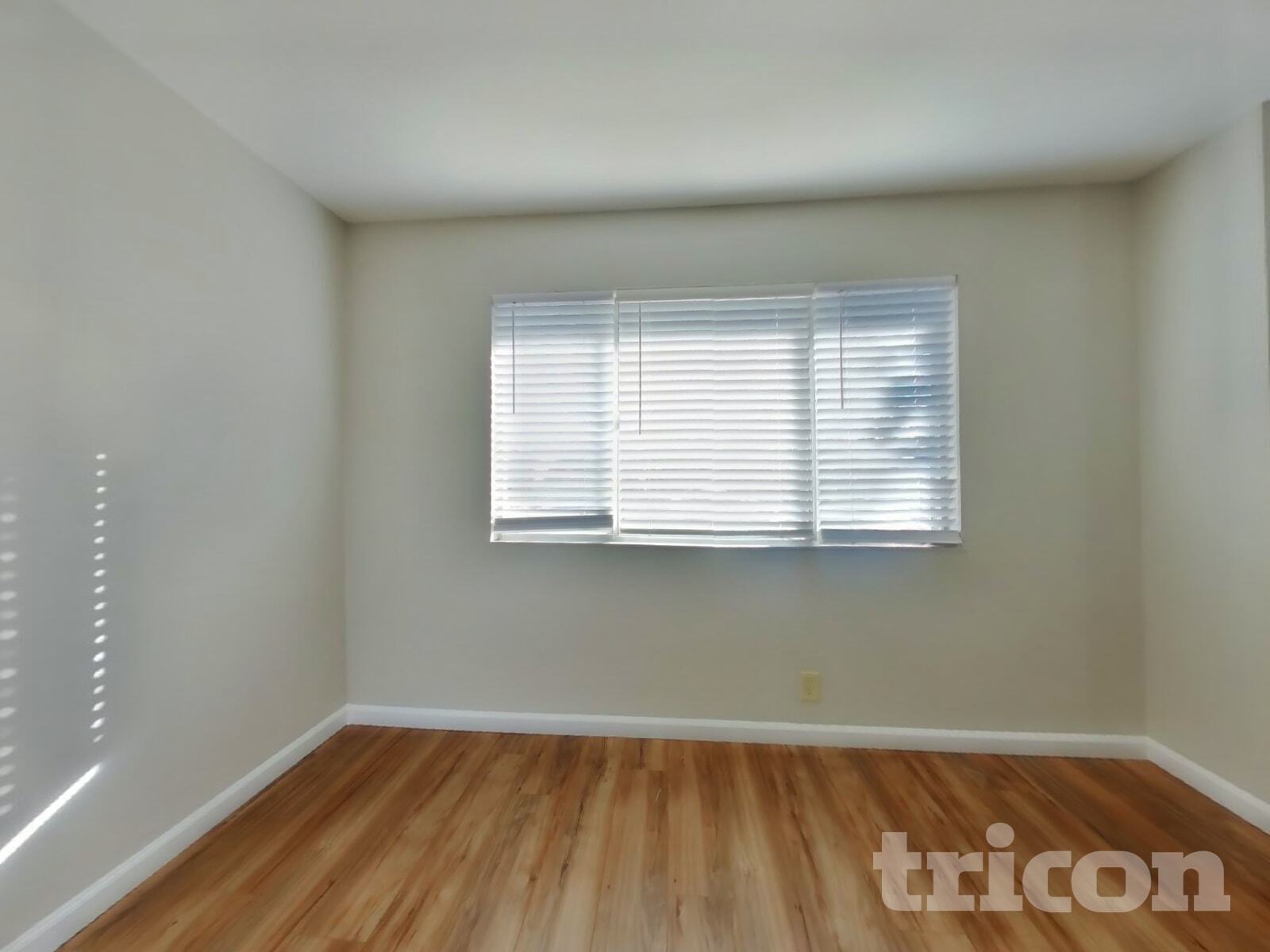Building Photo - 816 Spoonbill Ln